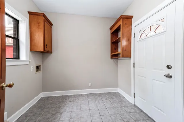 $2,700 | 2245 North Austin Avenue, Pearland, TX 77581