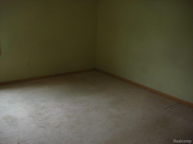 8886 McColl Road Brighton, MI 48116 - Photo 7 of 12 DSC00470