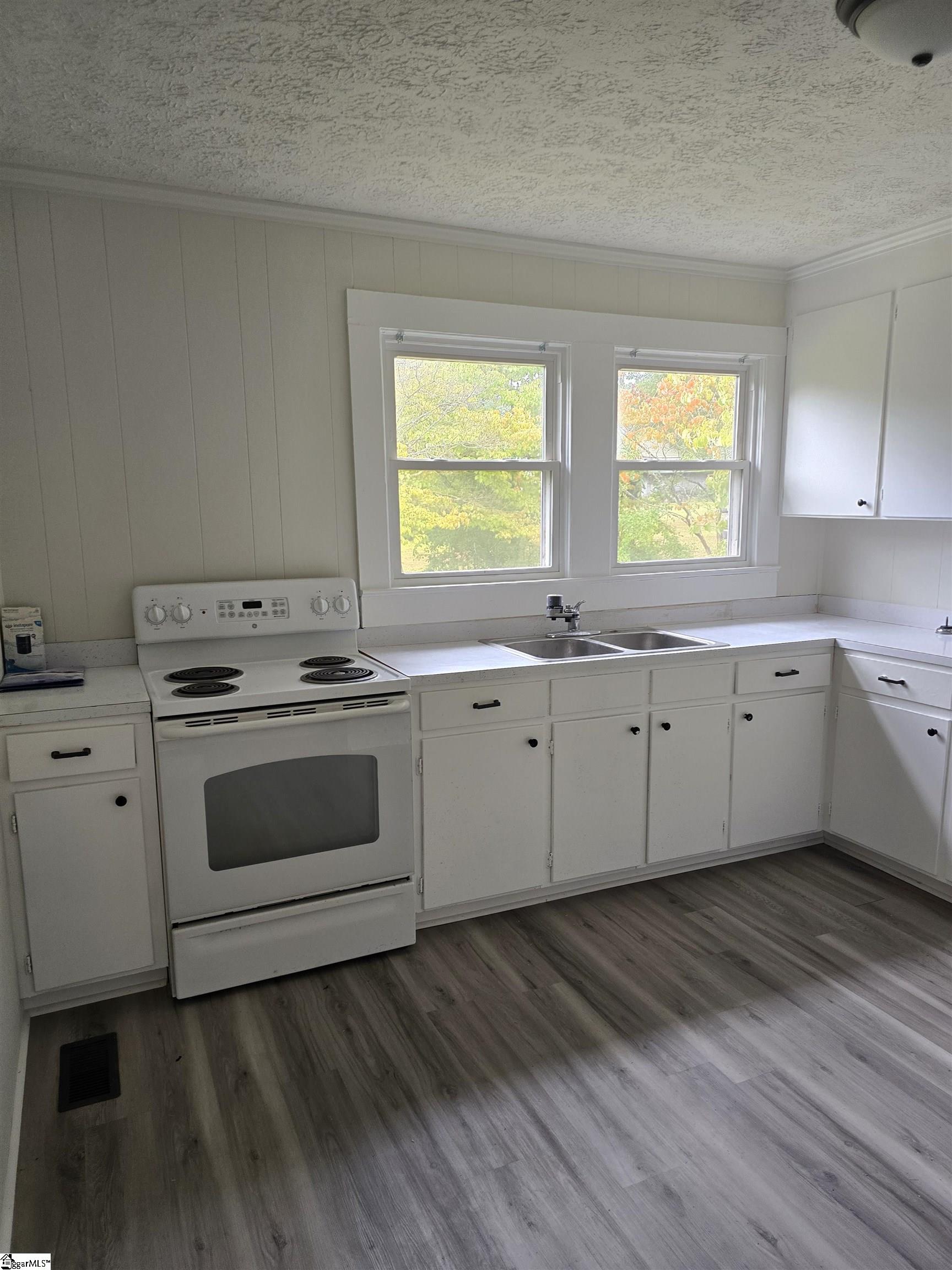 104 State Rd S-30-215 Laurens, SC 29360 - Photo 4 of 29 Gallery Image 4
