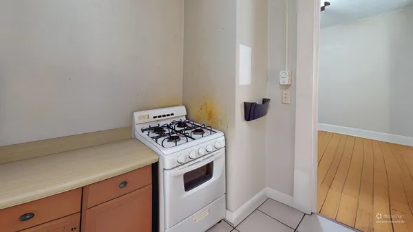 $1,250 | 37 Franklin Street, Unit 3, Keene, NH 03431