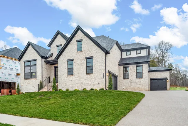 $1,399,990 | 5159 High Pk Hl Drive, Arrington, TN 37014