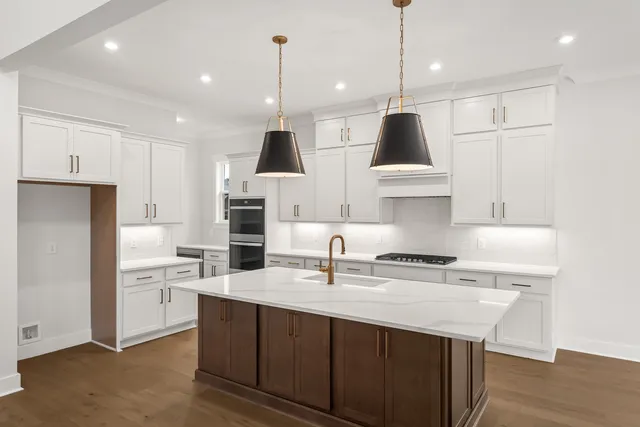 $1,399,990 | 5159 High Pk Hl Drive, Arrington, TN 37014