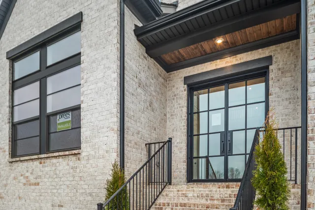 $1,399,990 | 5159 High Pk Hl Drive, Arrington, TN 37014