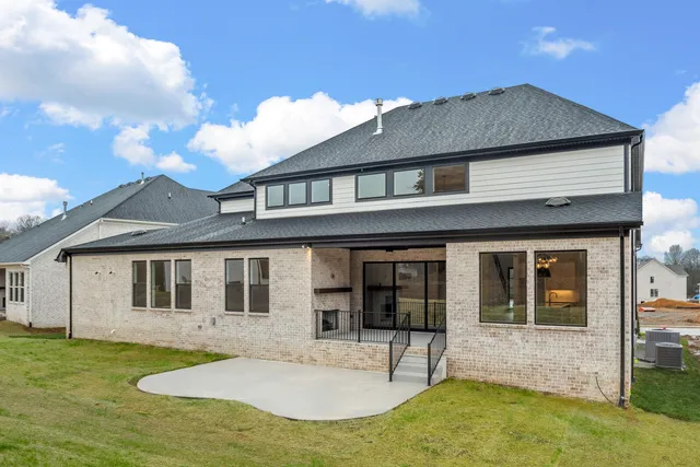 $1,399,990 | 5159 High Pk Hl Drive, Arrington, TN 37014