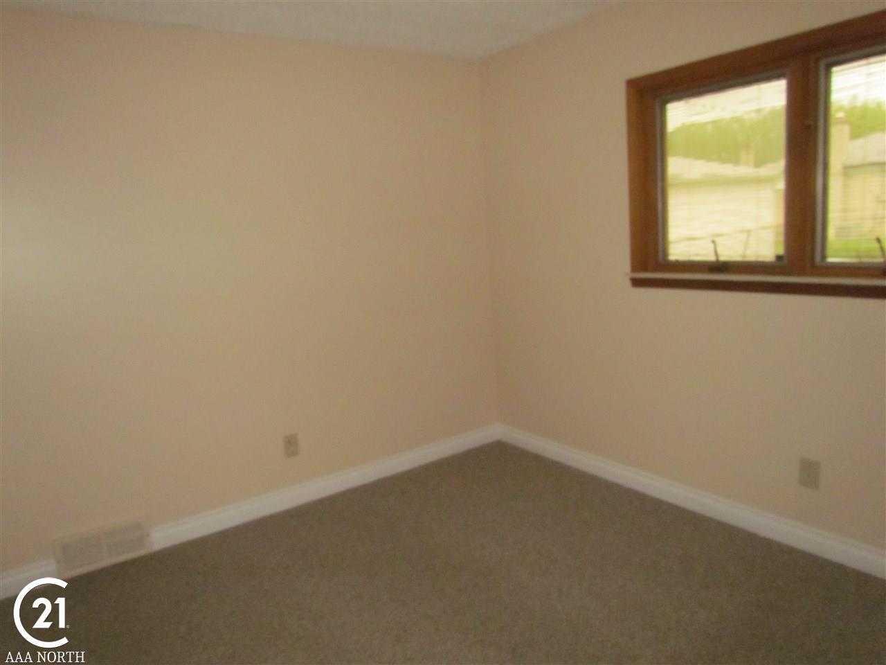 32420 Rosenbusch Drive Warren, MI 48088 - Photo 18 of 20