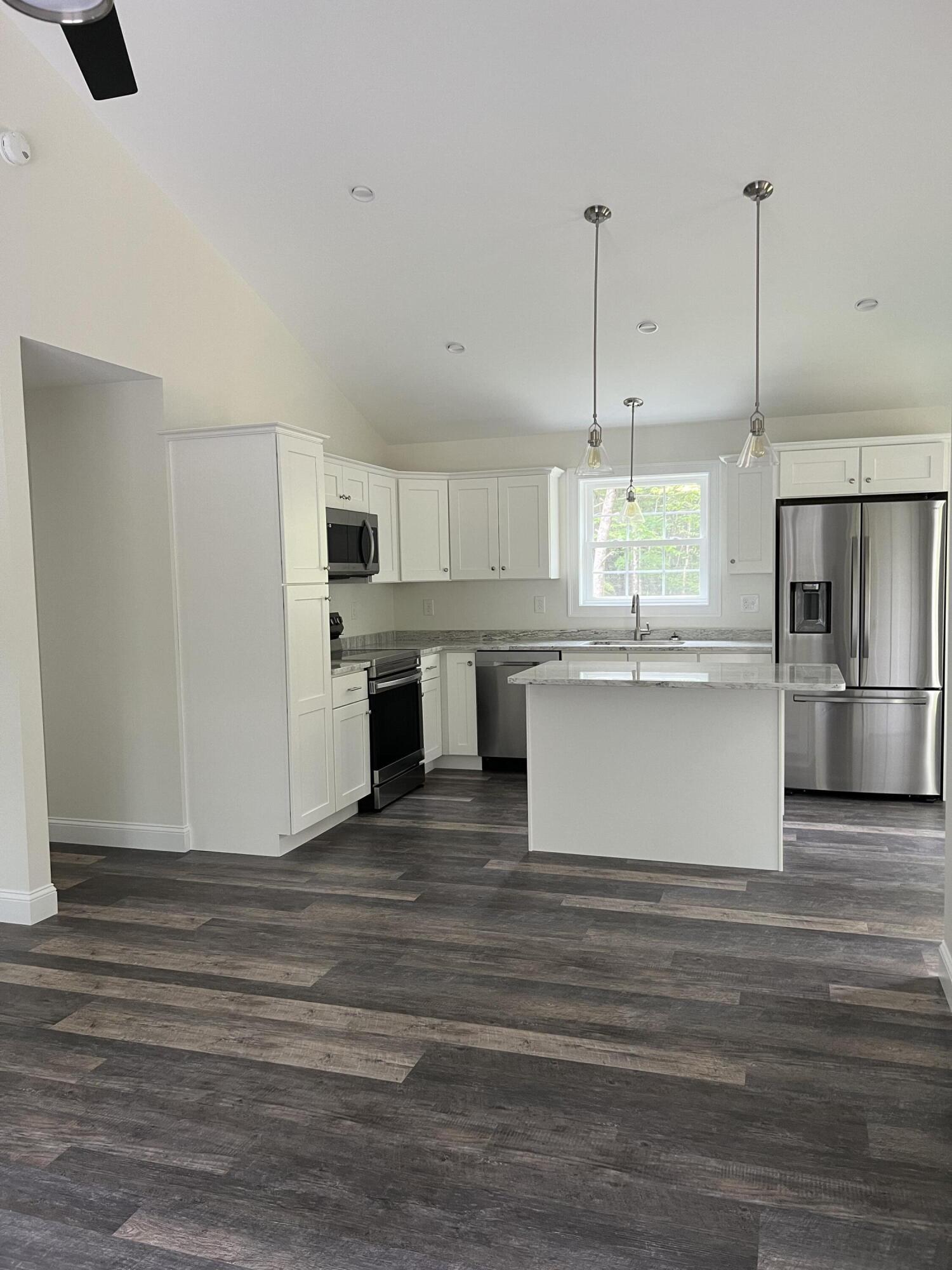 335 Sebago Road Naples, ME 04055 - Photo 5 of 15 IMG_2468