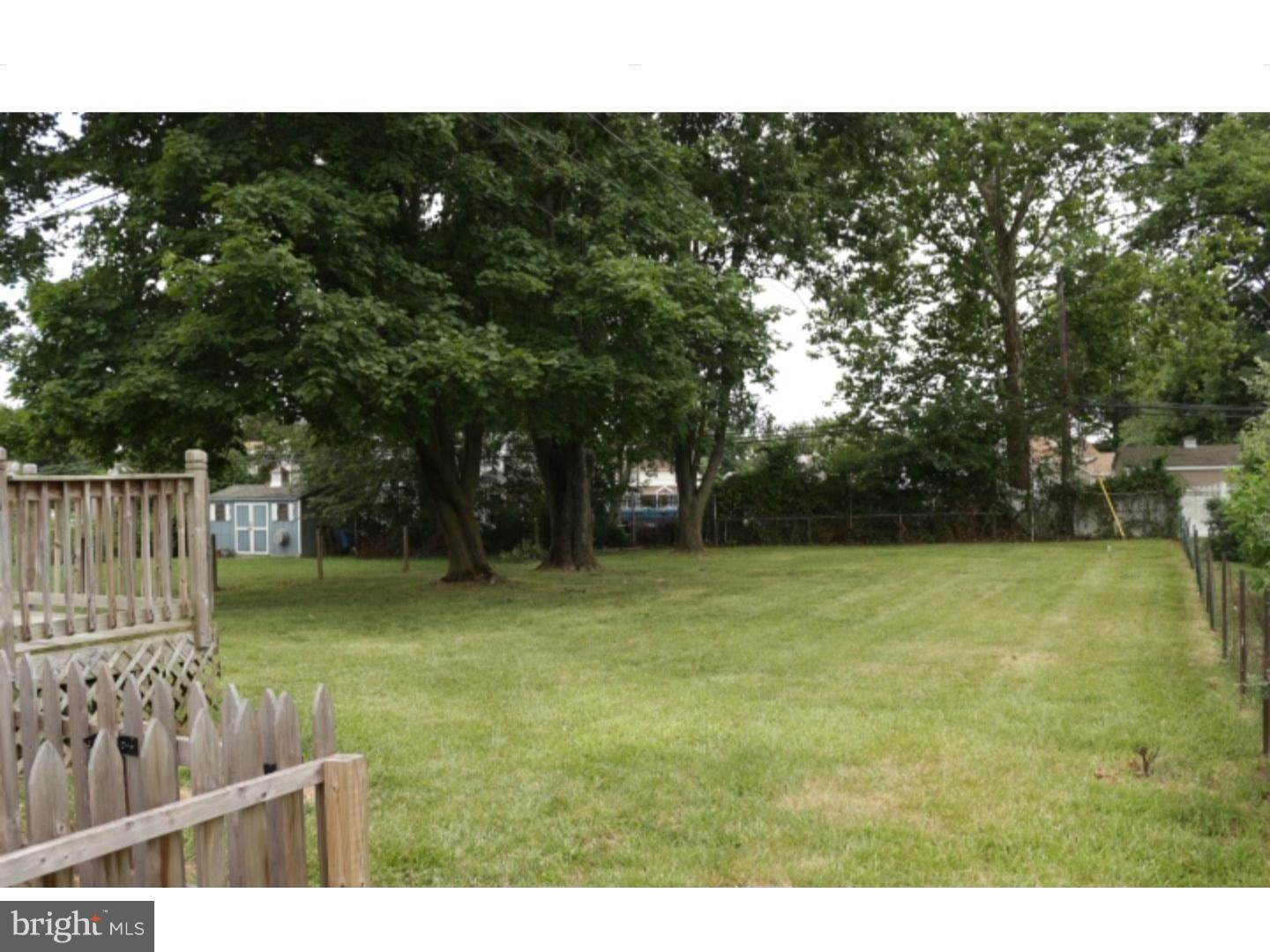 2870 East County Line Road Hatboro, PA 19040 - Photo 4 of 25 Gallery Image 4