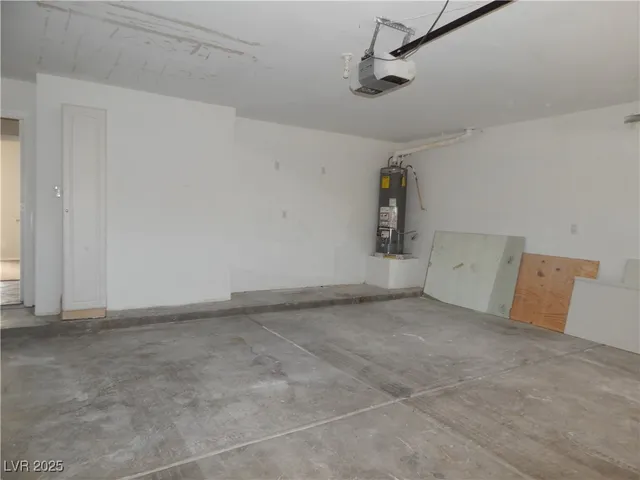 $2,300 | 1032 Sweeping Ivy Court, Las Vegas, NV 89183