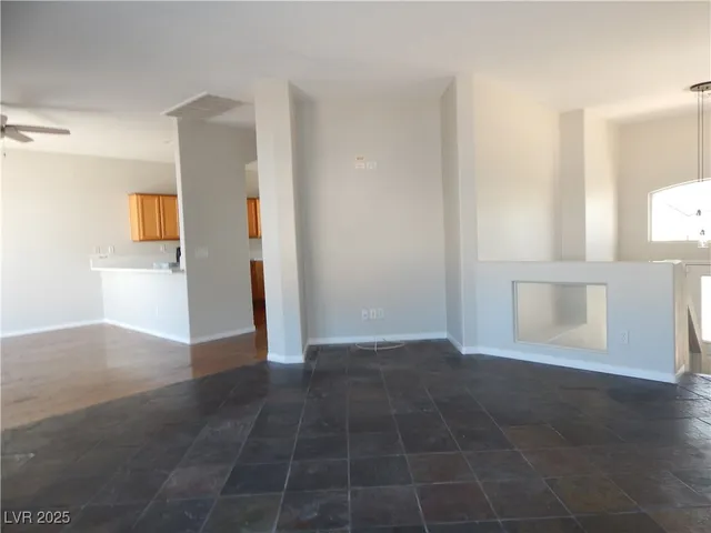 $2,300 | 1032 Sweeping Ivy Court, Las Vegas, NV 89183