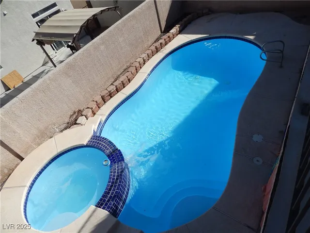 $2,300 | 1032 Sweeping Ivy Court, Las Vegas, NV 89183