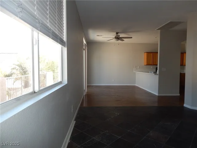 $2,300 | 1032 Sweeping Ivy Court, Las Vegas, NV 89183