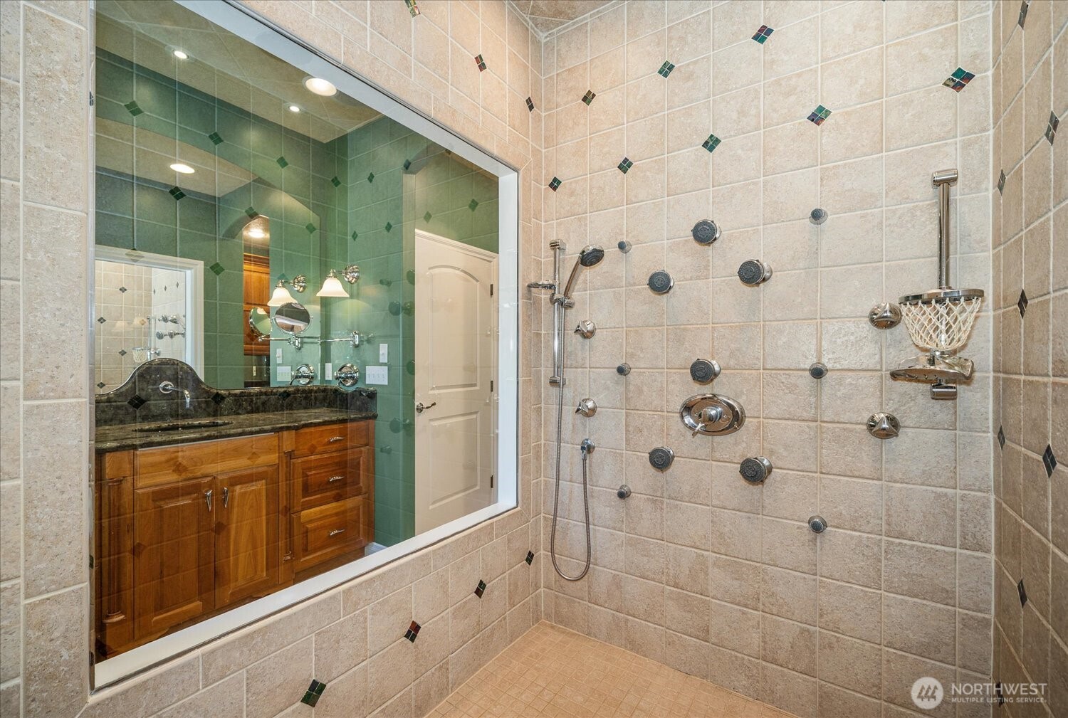 1909 East Pinecrest Road Spokane, WA 99203 - Photo 16 of 33