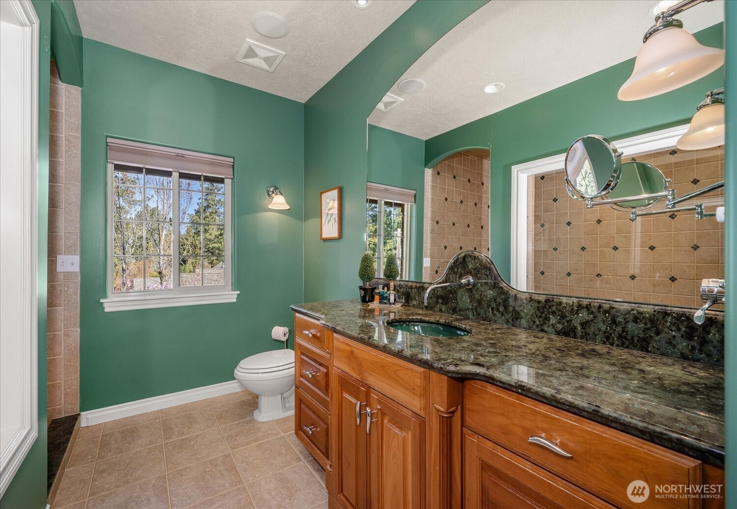 1909 East Pinecrest Road Spokane, WA 99203 - Photo 17 of 33