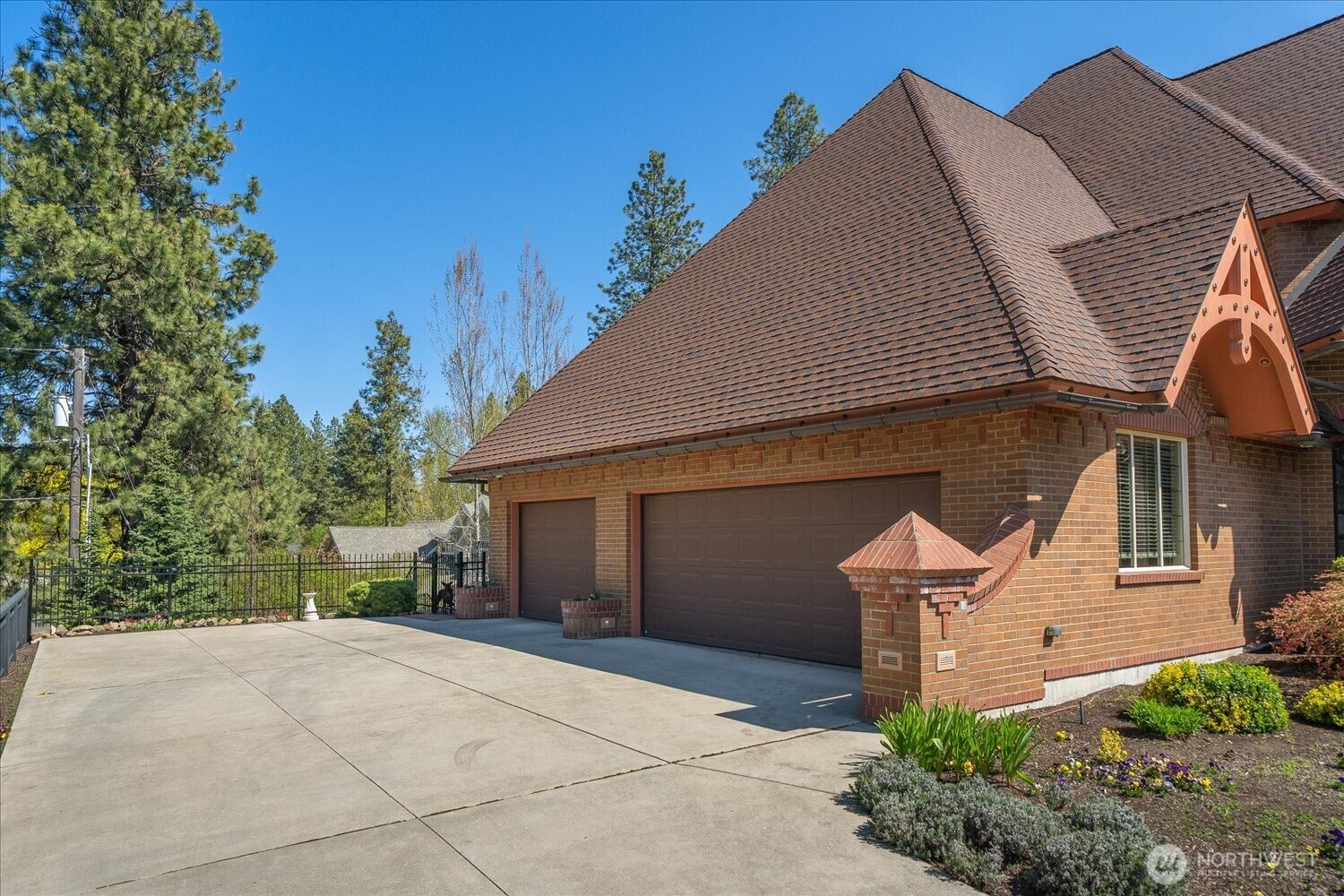 1909 East Pinecrest Road Spokane, WA 99203 - Photo 25 of 33