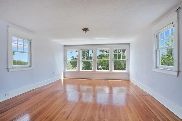 $1,750,000 | 1565 Forest Avenue, Winter Park, FL 32789