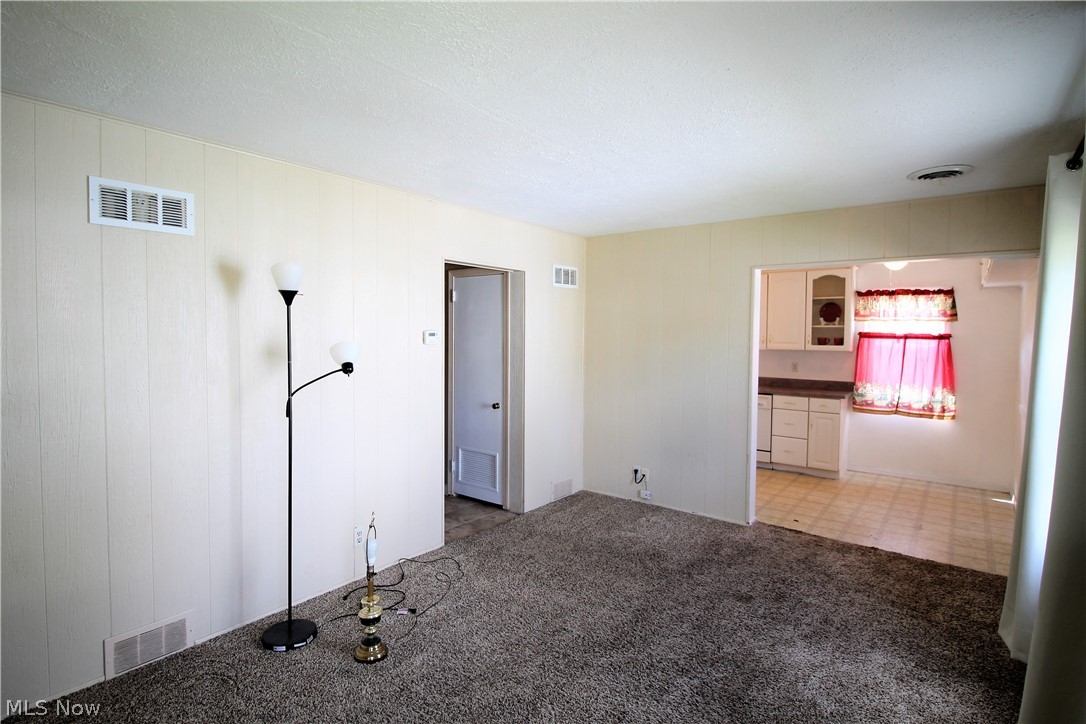 80 Stephens Road Akron, OH 44312 - Photo 4 of 23 Gallery Image 4