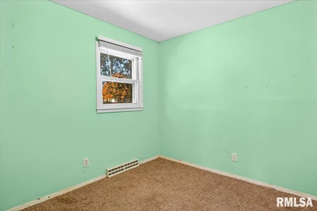 $89,900 | 316 South Curtis Street, Edinburg, IL 62531