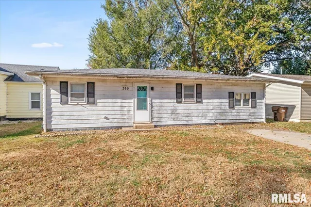 $89,900 | 316 South Curtis Street, Edinburg, IL 62531