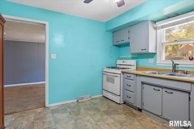 $89,900 | 316 South Curtis Street, Edinburg, IL 62531