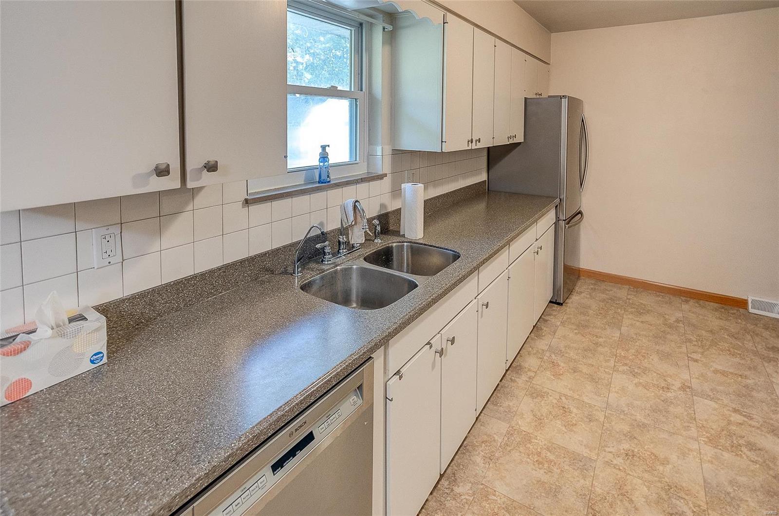 857 Schlueter Germaine Road Belleville, IL 62220 - Photo 12 of 37 Gallery Image 12