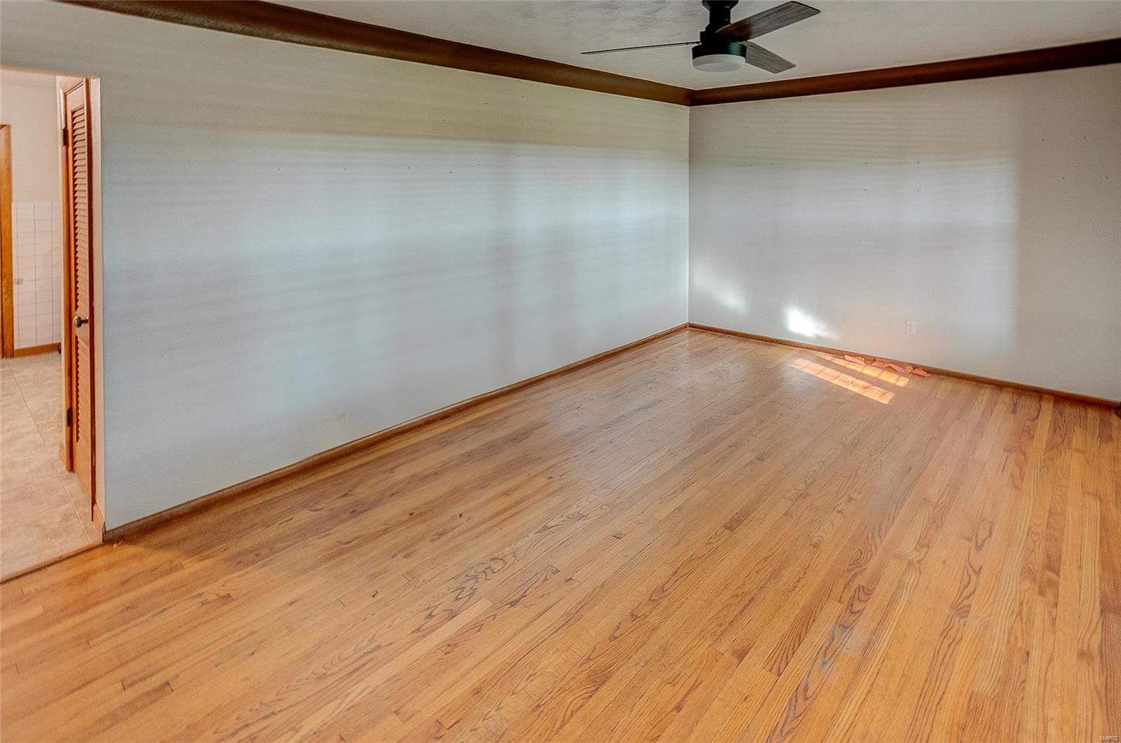 857 Schlueter Germaine Road Belleville, IL 62220 - Photo 5 of 37 Gallery Image 5