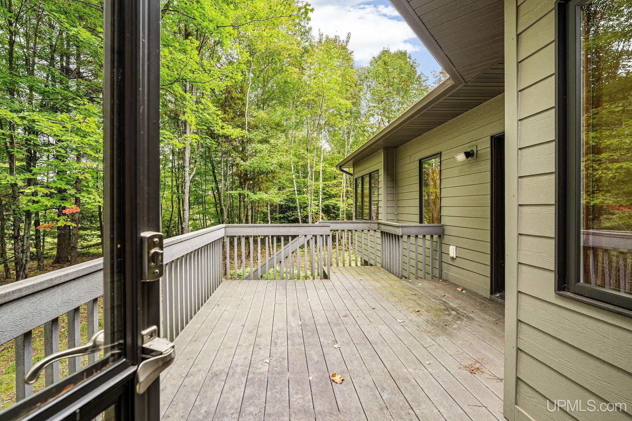 125 Chapel Ridge Road Marquette, MI 49855 - Photo 47 of 71 Gallery Image 47