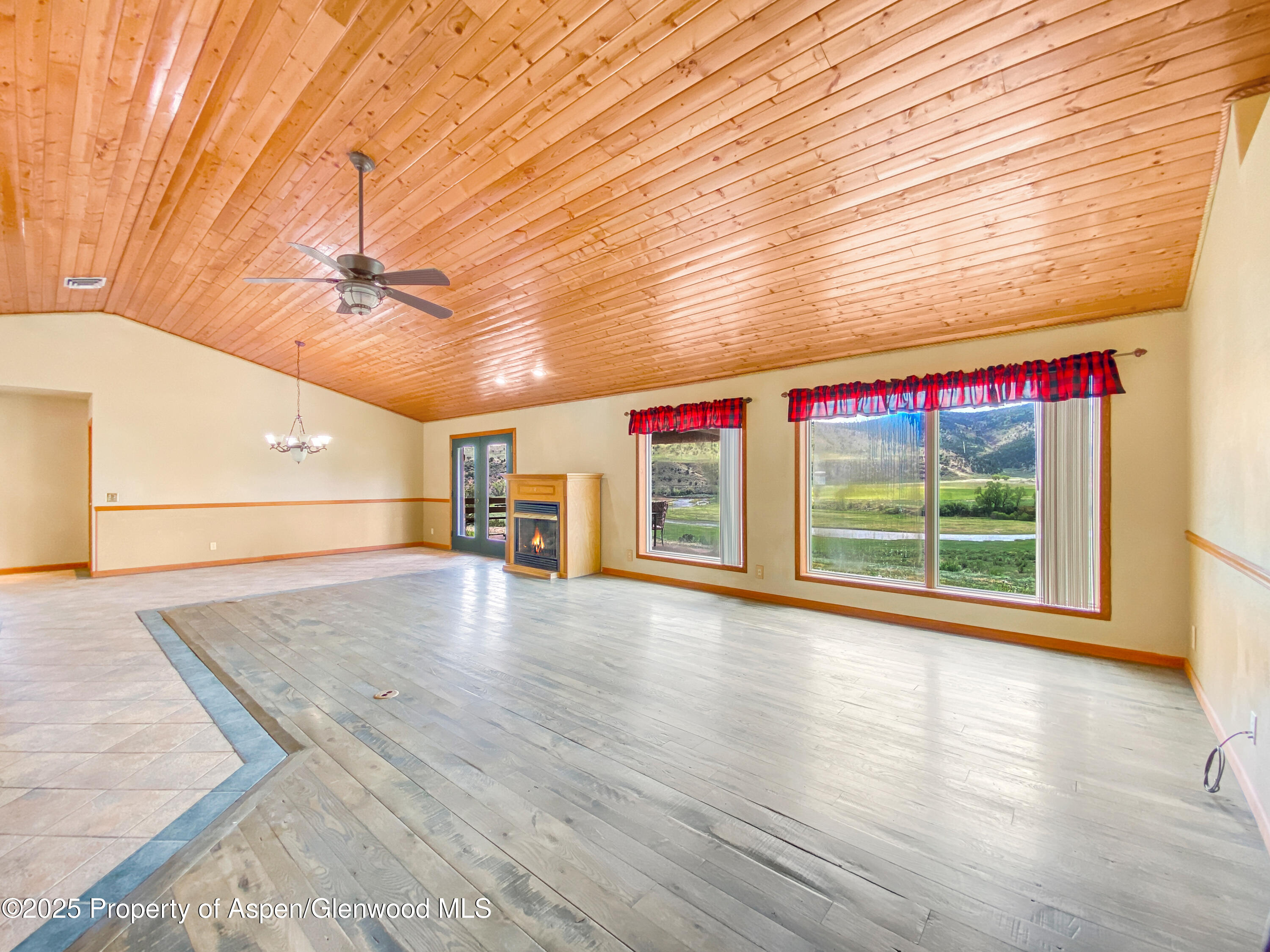 65701 Highway 64 Meeker, CO 81641 - Photo 13 of 36 Living Room