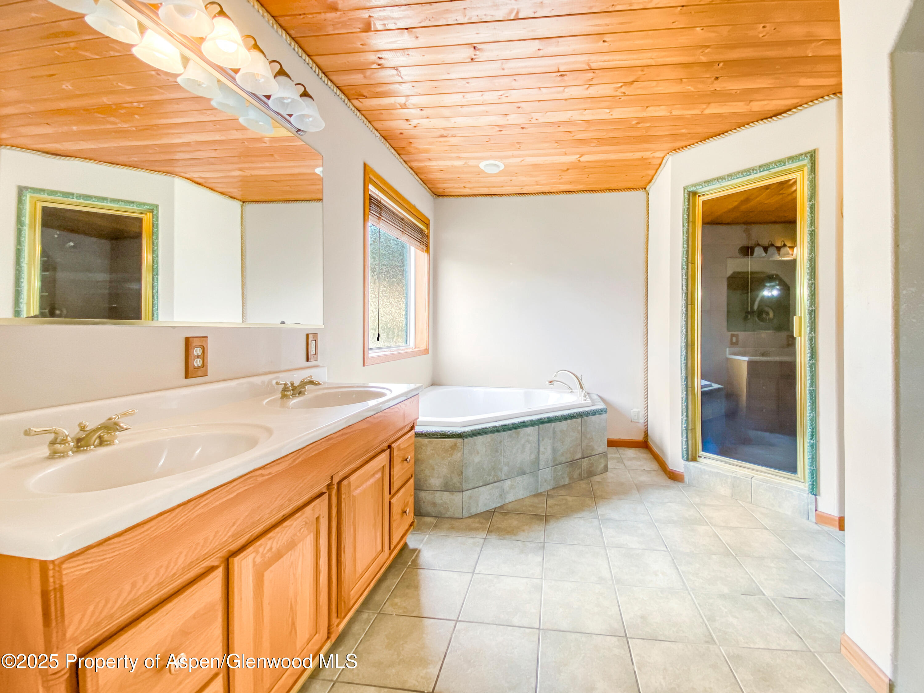 65701 Highway 64 Meeker, CO 81641 - Photo 16 of 36 Primary Full Bath