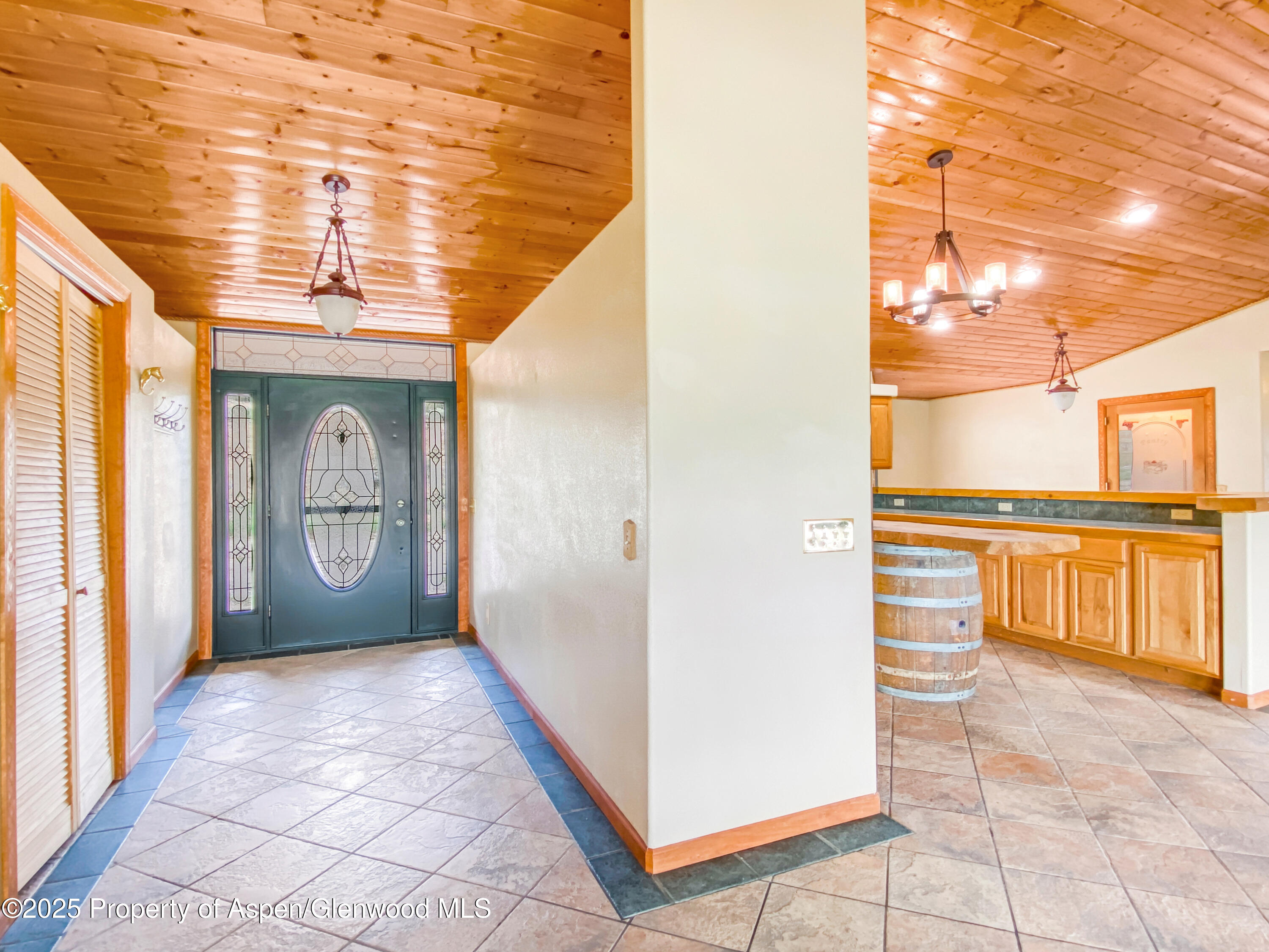 65701 Highway 64 Meeker, CO 81641 - Photo 3 of 36 Entry Foyer & Kitchen