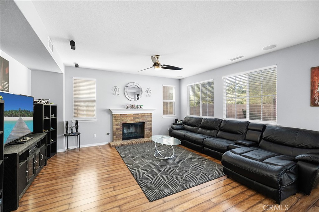 46212 Pinon Pine Way Temecula, CA 92592 - Photo 12 of 63