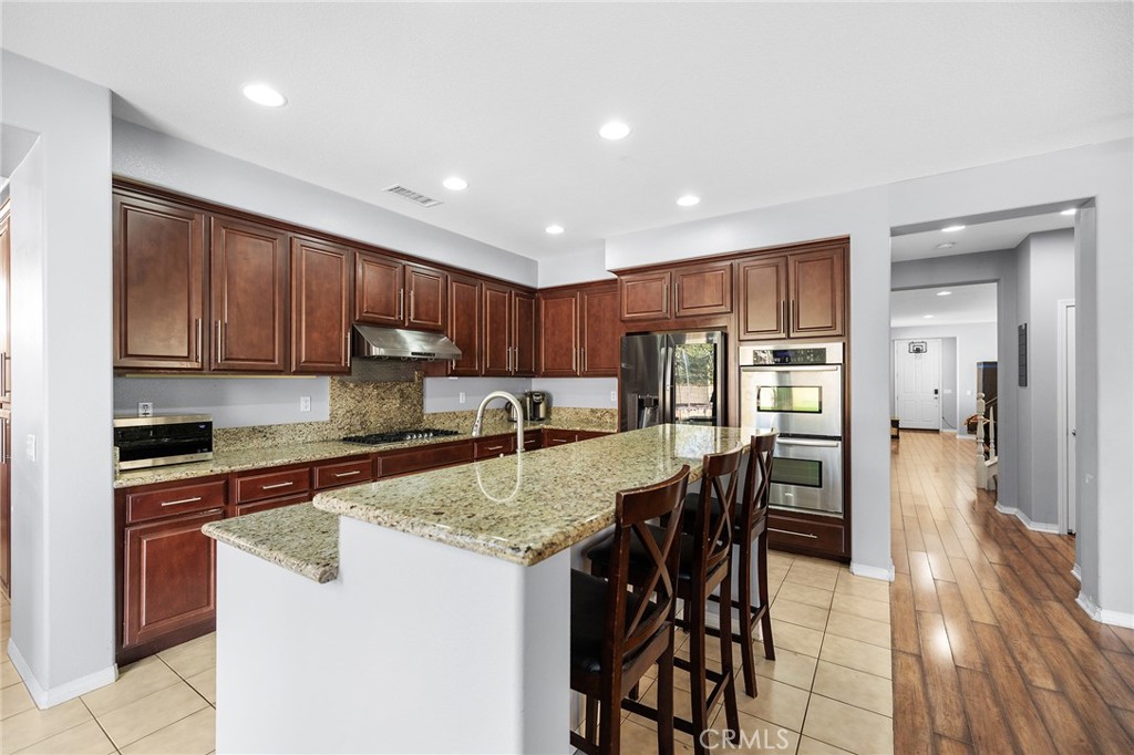 46212 Pinon Pine Way Temecula, CA 92592 - Photo 16 of 63