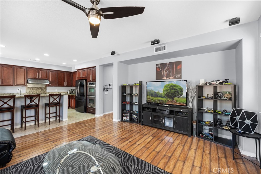 46212 Pinon Pine Way Temecula, CA 92592 - Photo 18 of 63