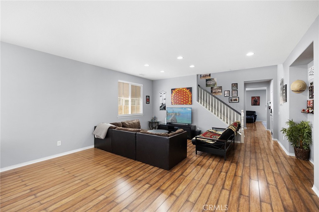 46212 Pinon Pine Way Temecula, CA 92592 - Photo 7 of 63