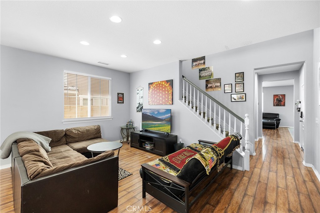 46212 Pinon Pine Way Temecula, CA 92592 - Photo 9 of 63