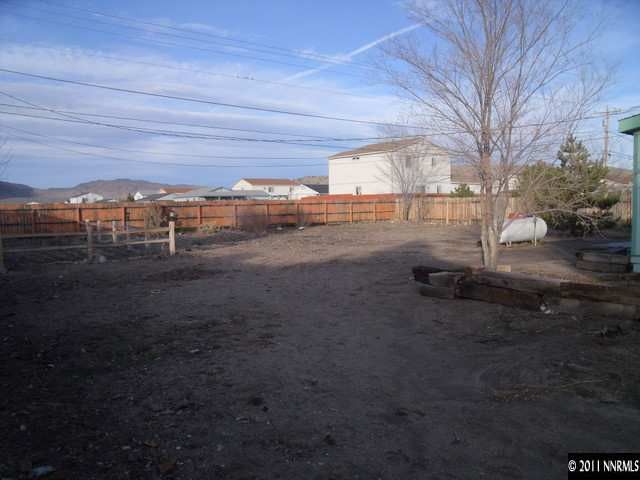 17505 Macaw Lane Reno, NV 89508 - Photo 9 of 13 Photo 9