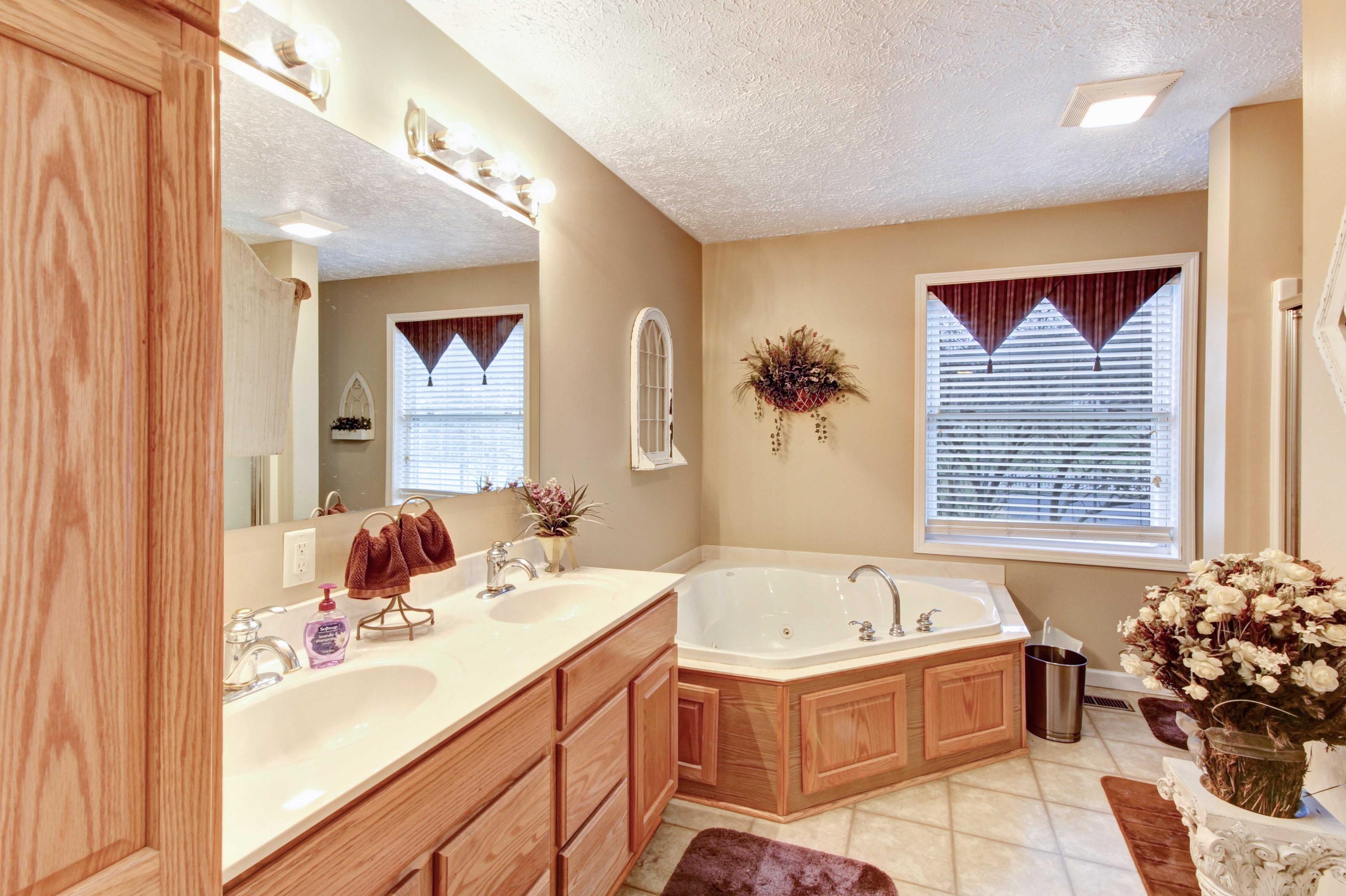 4690 Crosier Road Elliston, VA 24087 - Photo 33 of 79 4690 Crozier Rd 53LR