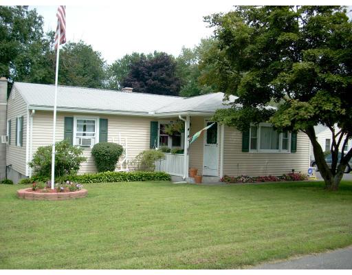 47 Russell Road Westfield, MA 01085 - Photo 1 of 17 Gallery Image 1
