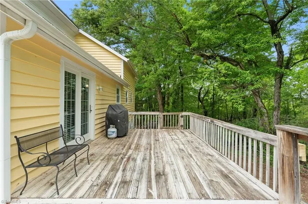 $295,000 | 424 West Street, King, NC 27021