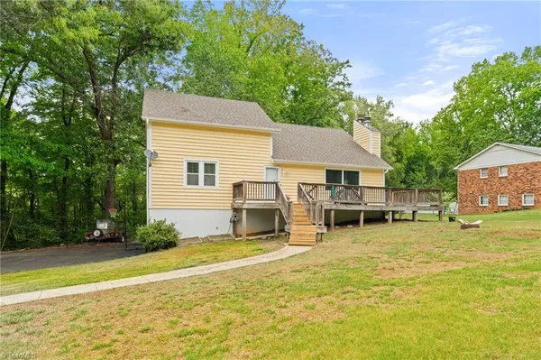 $295,000 | 424 West Street, King, NC 27021