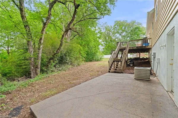 $295,000 | 424 West Street, King, NC 27021