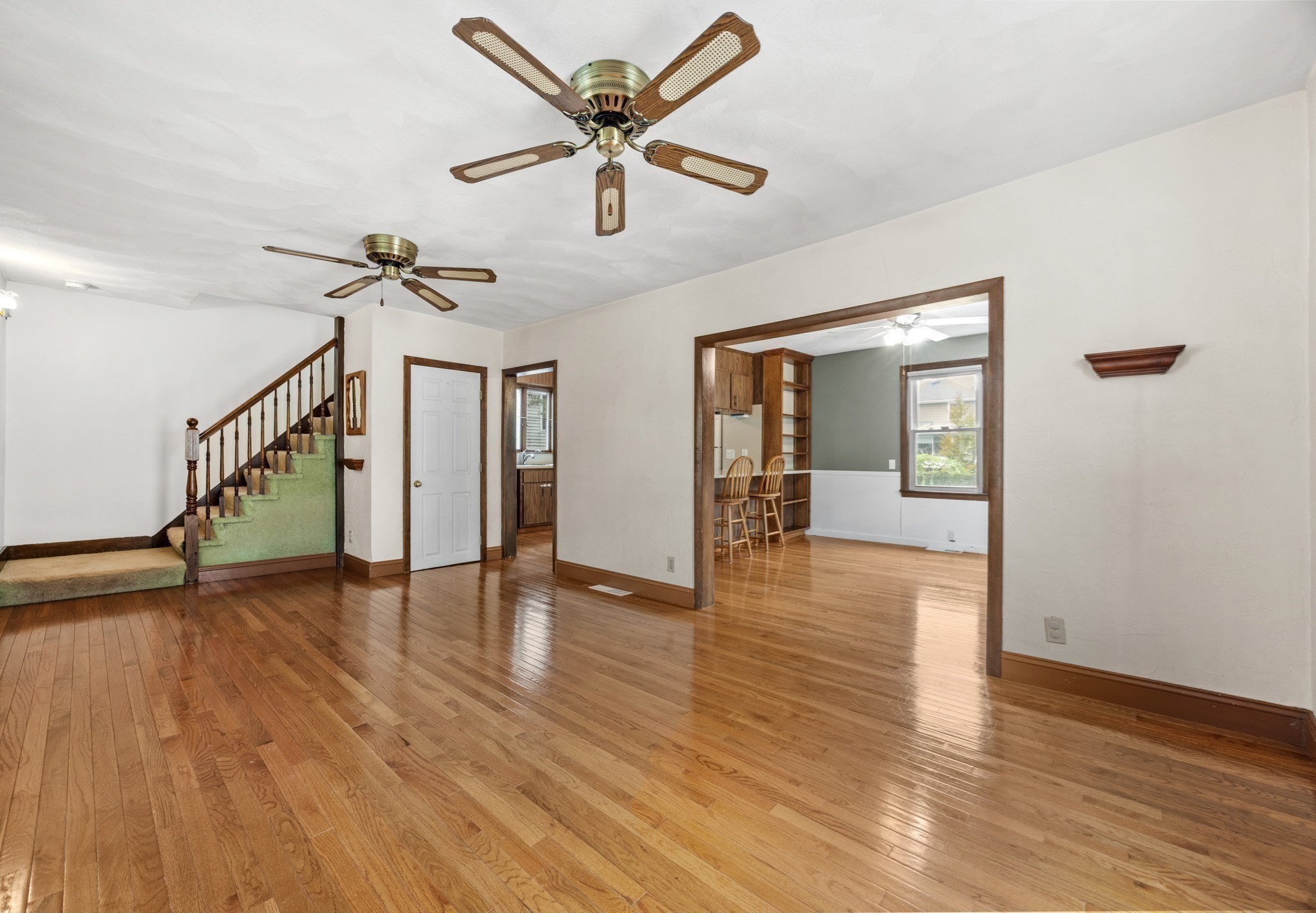 61 Edgemont Road Braintree, MA 02184 - Photo 18 of 39 Gallery Image 18