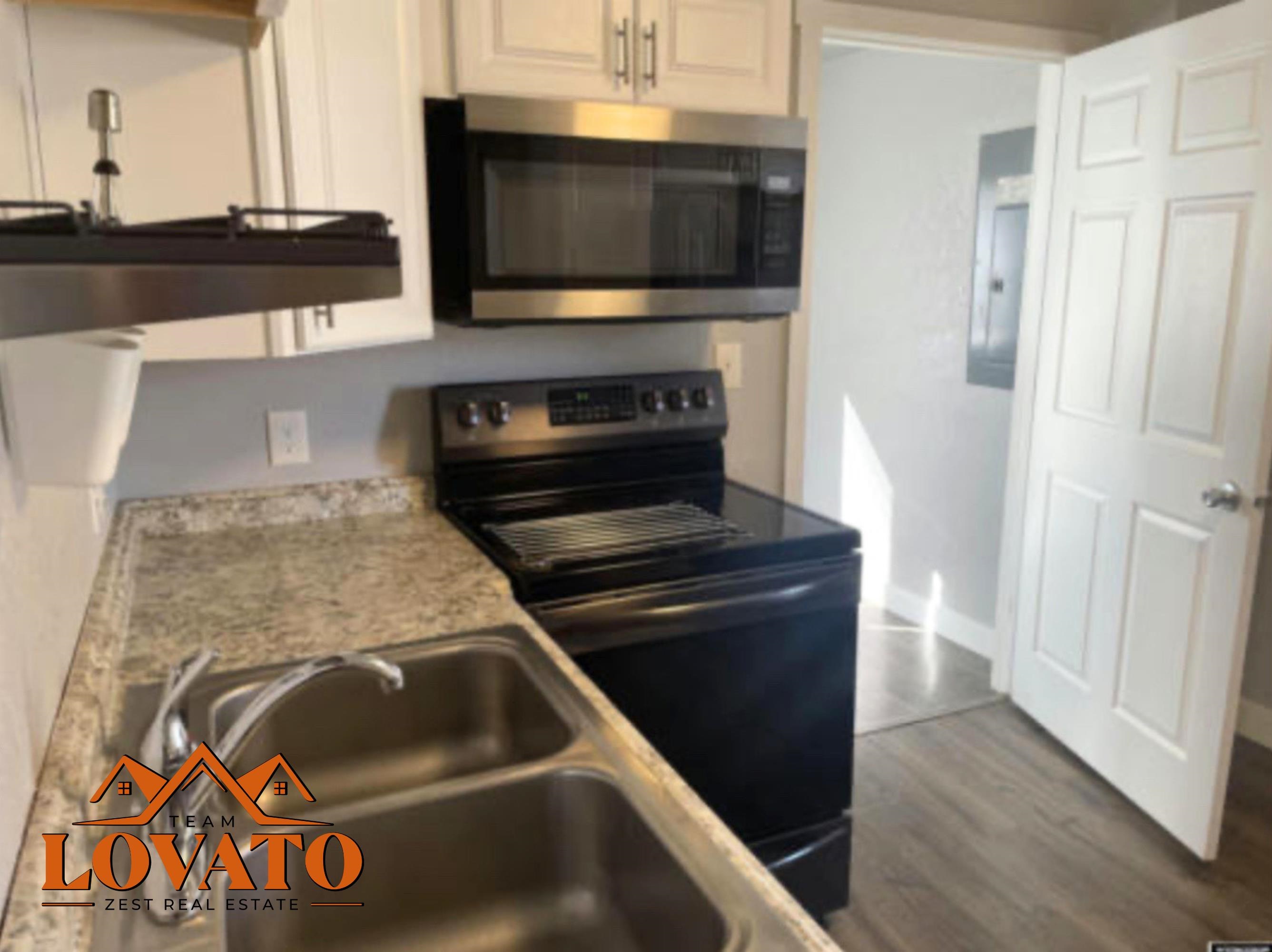 952 South Jackson Street Casper, WY 82601 - Photo 11 of 16