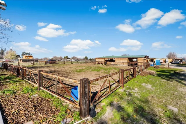 $569,900 | 10837 East Ave R 10, Littlerock, CA 93543