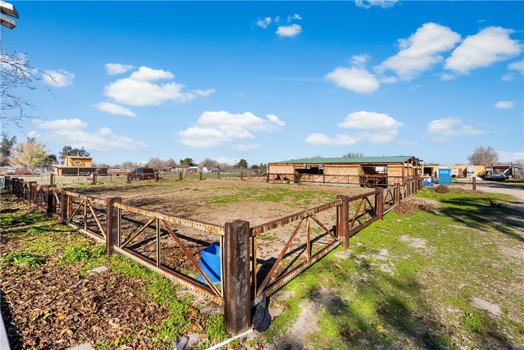 10837 East Ave R 10 Littlerock, CA 93543 - Photo 37 of 50