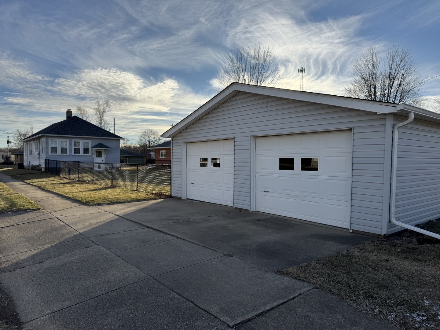 102 West 3rd Street Oglesby, IL 61348 - Photo 3 of 12 a view of a house with a yard