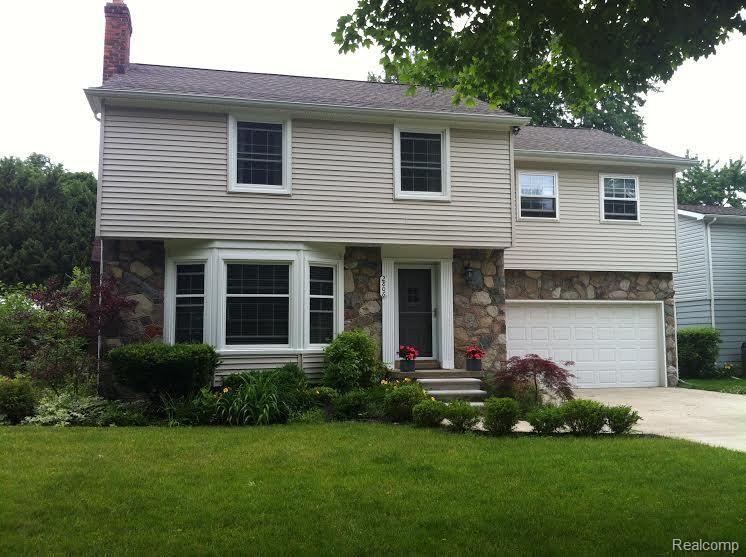 2806 Bembridge Road Royal Oak, MI 48073 - Photo 1 of 31 a.jpg