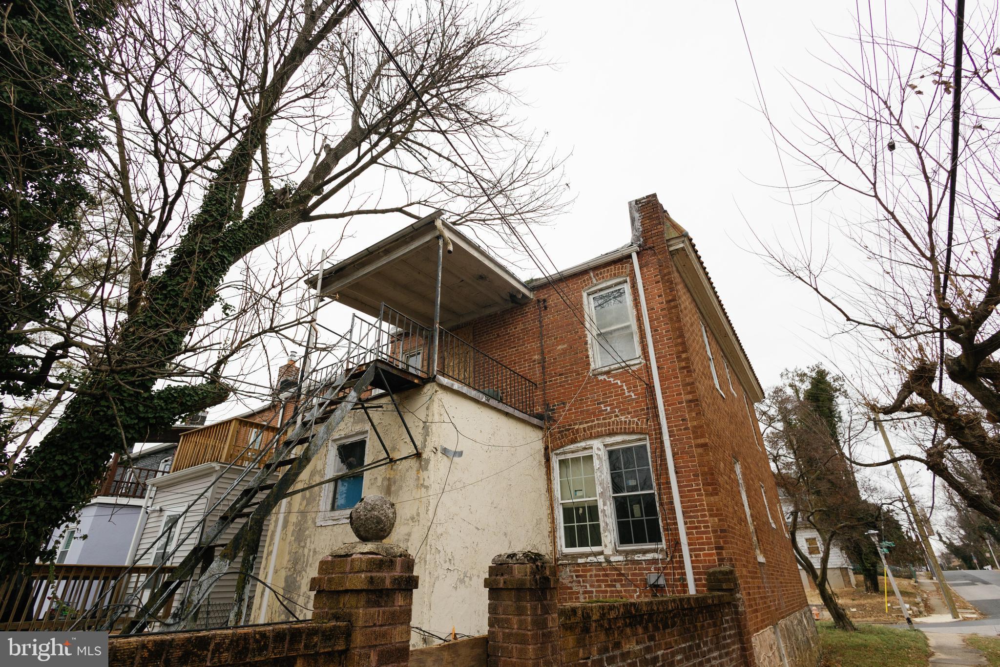 4001 Fairfax Road Baltimore, MD 21216 - Photo 3 of 82