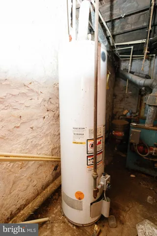 $69,900 | 4001 Fairfax Road, Baltimore, MD 21216