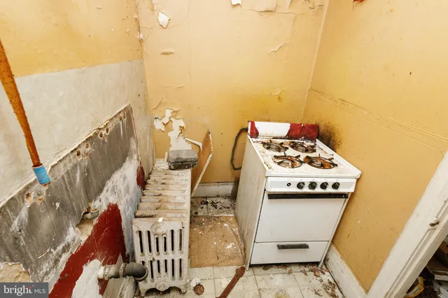 $69,900 | 4001 Fairfax Road, Baltimore, MD 21216