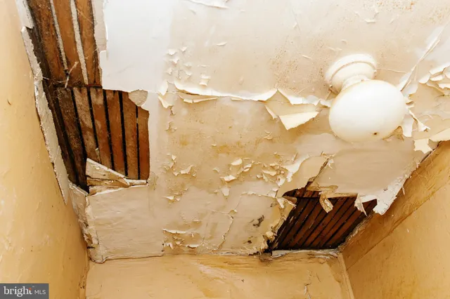 $69,900 | 4001 Fairfax Road, Baltimore, MD 21216